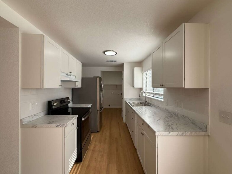 Building Photo - 2531 Westgard Pass