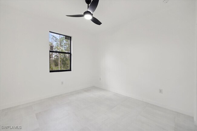 Building Photo - 1006 Hamilton Ave