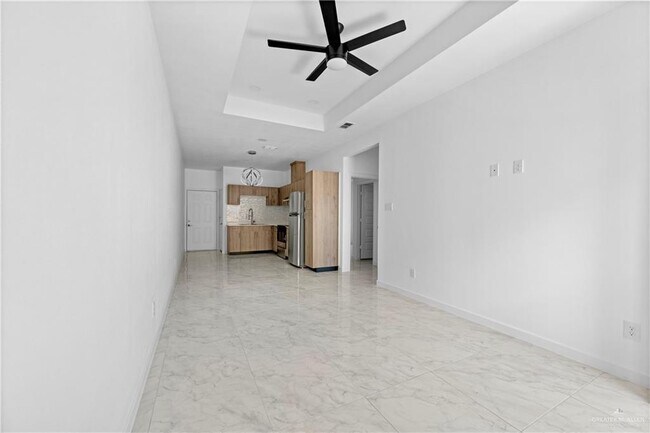 Building Photo - 14 Vision St