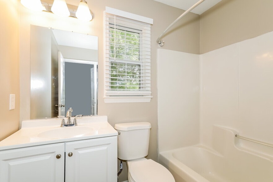 Building Photo - 8313 Poplar Grove Cir