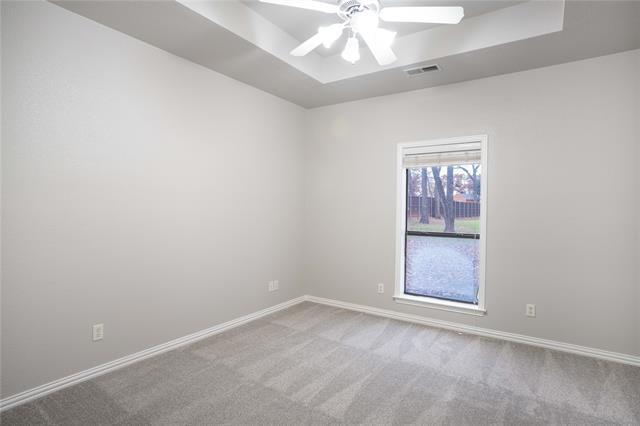 Building Photo - 250 Timberleaf Dr