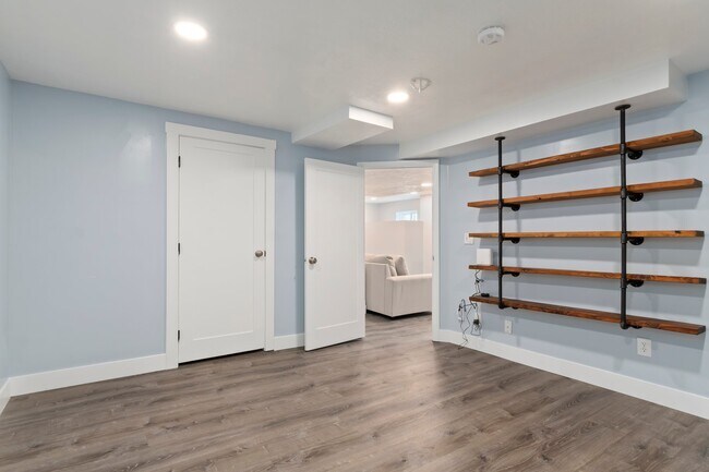 Building Photo - 1638 S 1500 E