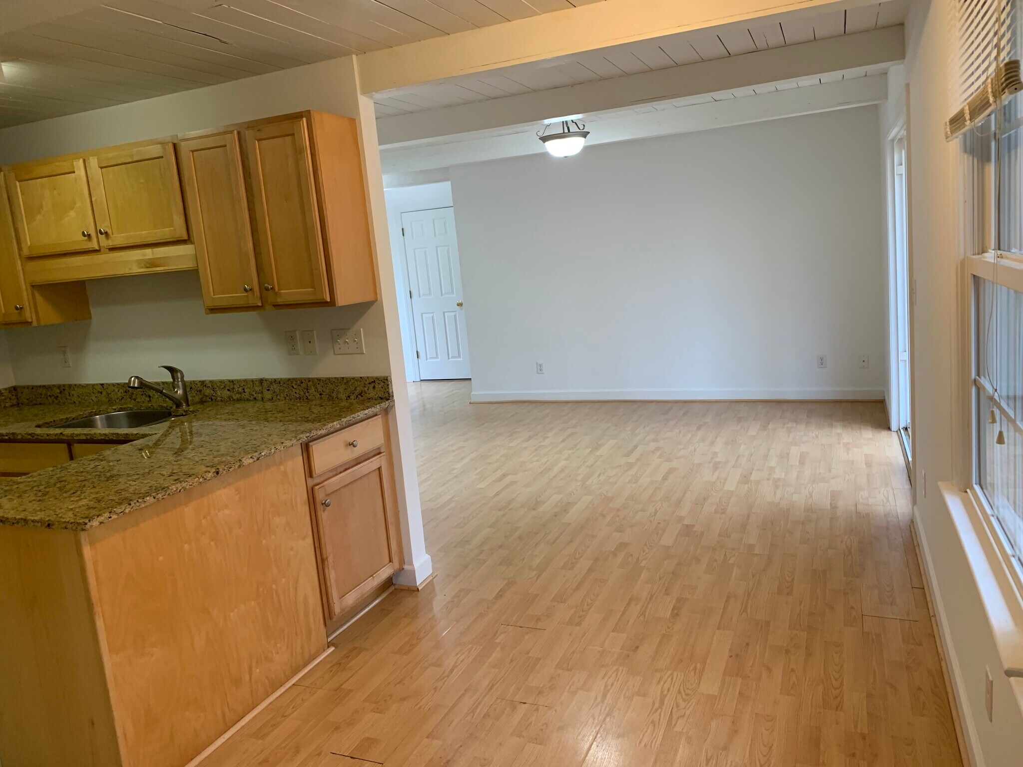 Building Photo - 125 Wild Primrose Ln