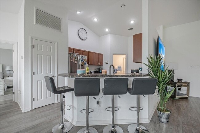 Building Photo - 520 Pheasant Dr