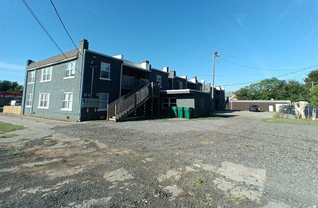 Building Photo - 2319 NW 12th St