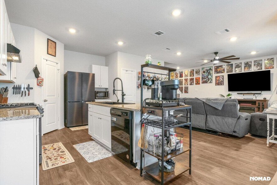 Building Photo - 2965 Wolfcreek