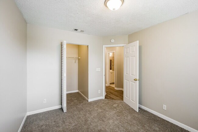 Building Photo - 3327 Bonito Ln