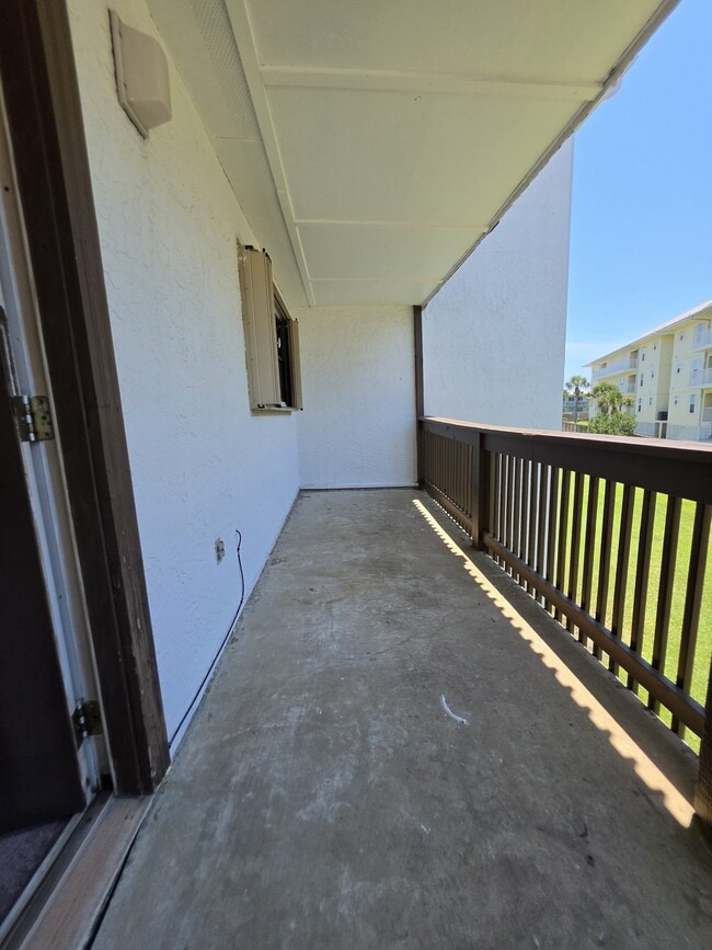 Building Photo - 1448 Tina Dr