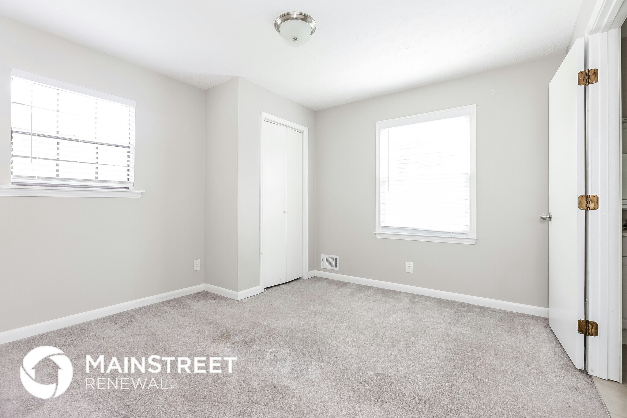 Building Photo - 838 Cochise Trail SE