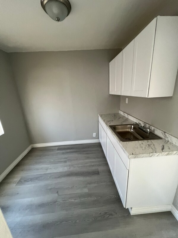 Building Photo - 640 San Benito St