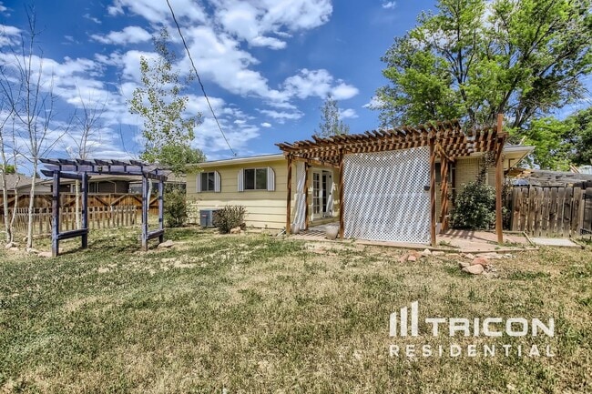 Building Photo - 915 S Tyler Ave