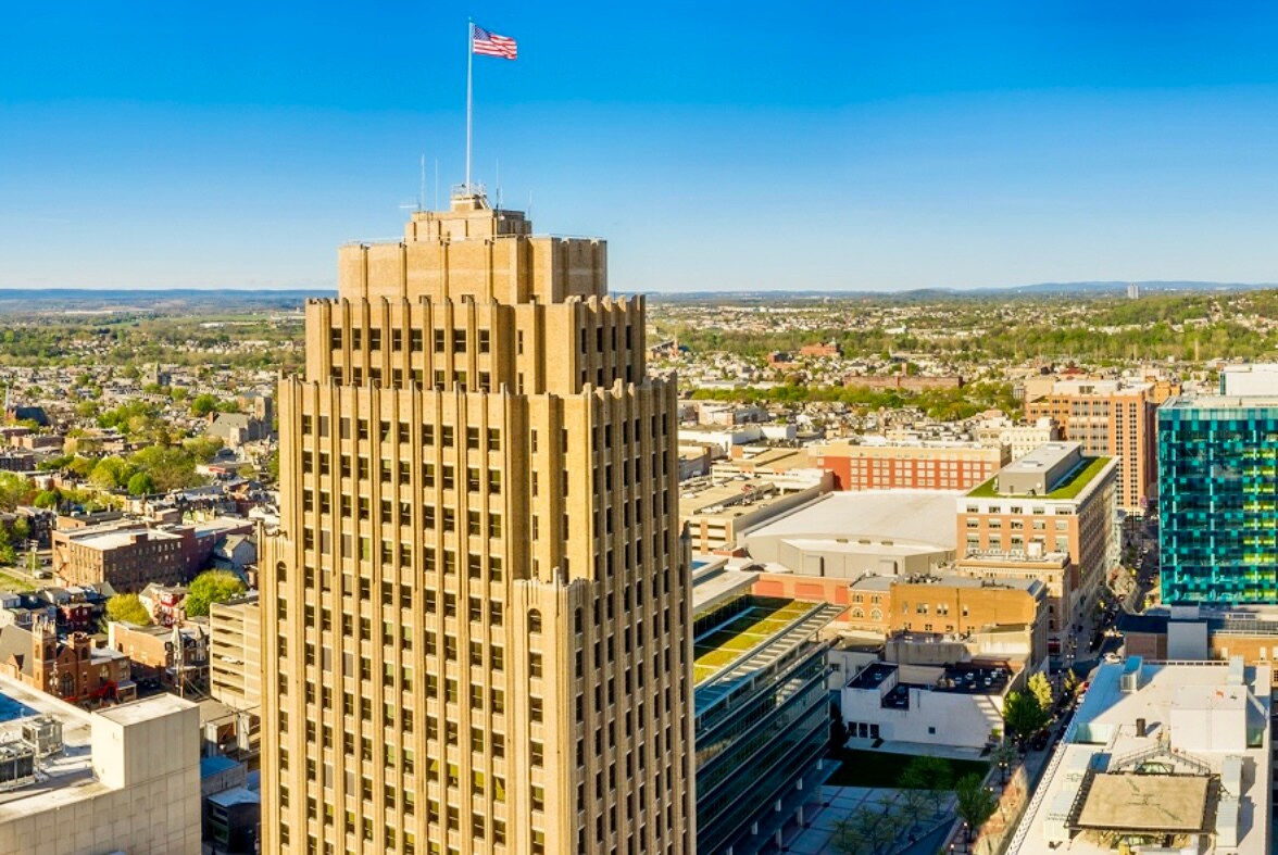 Building Photo - 2 N 9th St