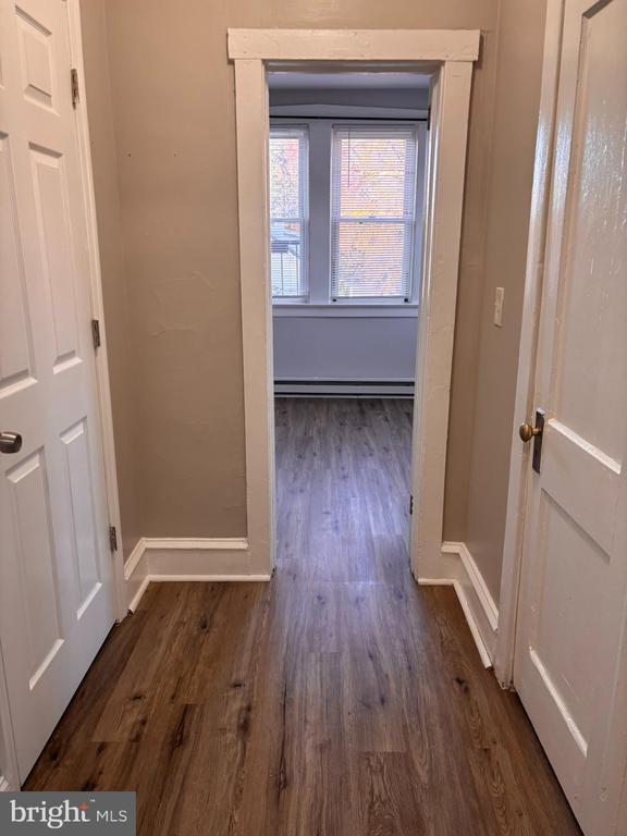 Building Photo - 125 E Bettlewood Ave