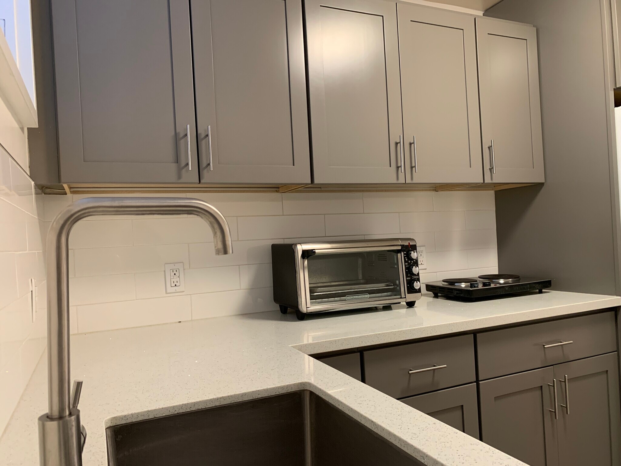 Building Photo - 251 Amador Ave