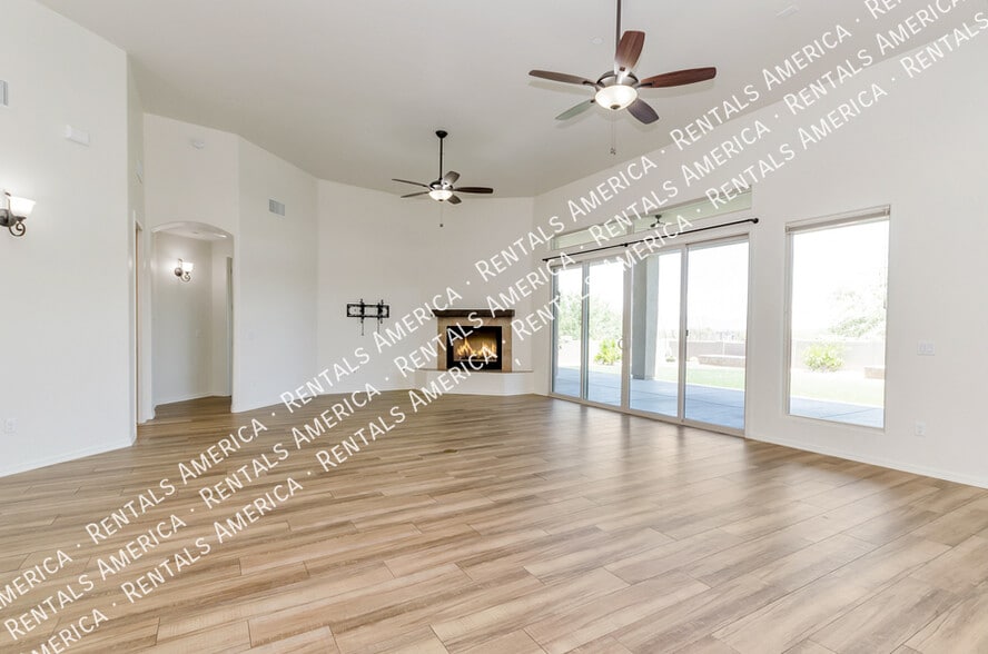 Building Photo - 9441 E Purple Orchid Pl