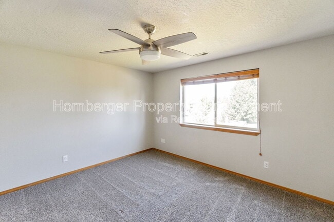 Building Photo - 4609 E 15th Ave