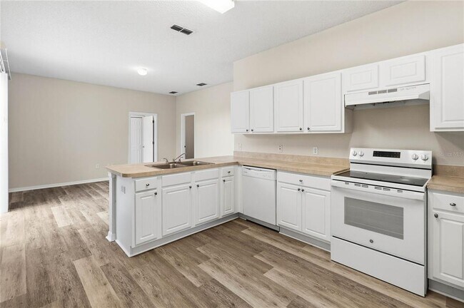 Building Photo - 251 Grouper Ct