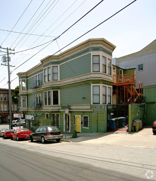 Building Photo - 1001-1007 Page St
