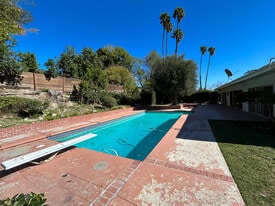 Building Photo - 24507 Hatteras St