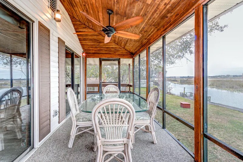 Building Photo - 9335 E Beech Cir