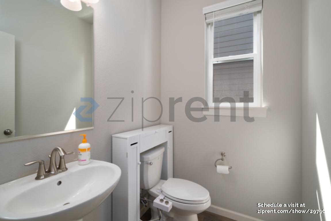 Building Photo - 6486 N 89th Ave
