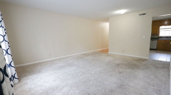 Building Photo - Great 2 Bed 1 Bath Home in Dalton Ga