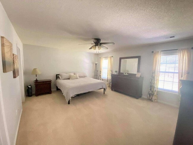 Building Photo - 216 Tigers Paw Dr