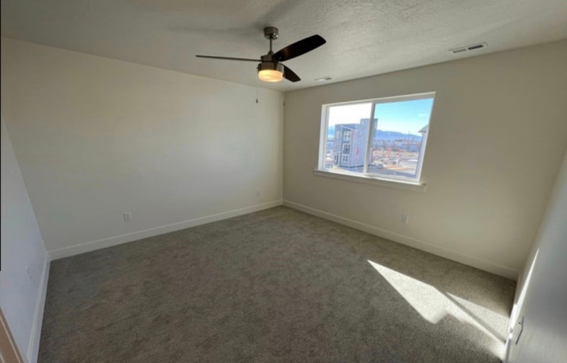 Building Photo - 383 S 650 E