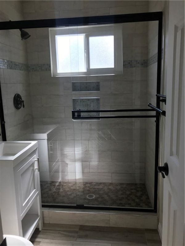 Building Photo - 3411 1/2 Chadwick Dr