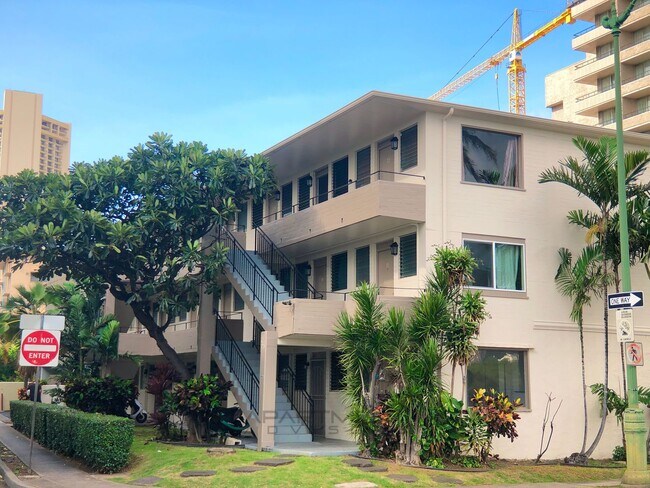 Primary Photo - 264 Kaiulani Ave-Unit 3