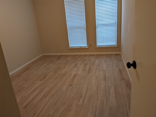 Building Photo - 2519 Buffalo Trail