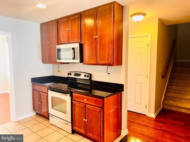Building Photo - 42 Fuzzy Tail Dr