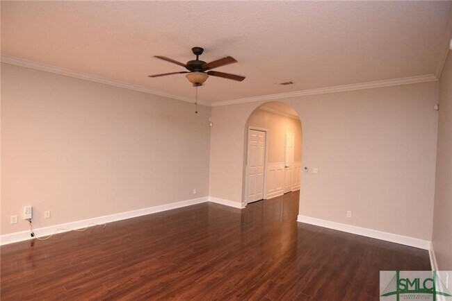 Building Photo - Spacious Townhome in Gated Community in Savannah, GA, Available in Sep 2026!!