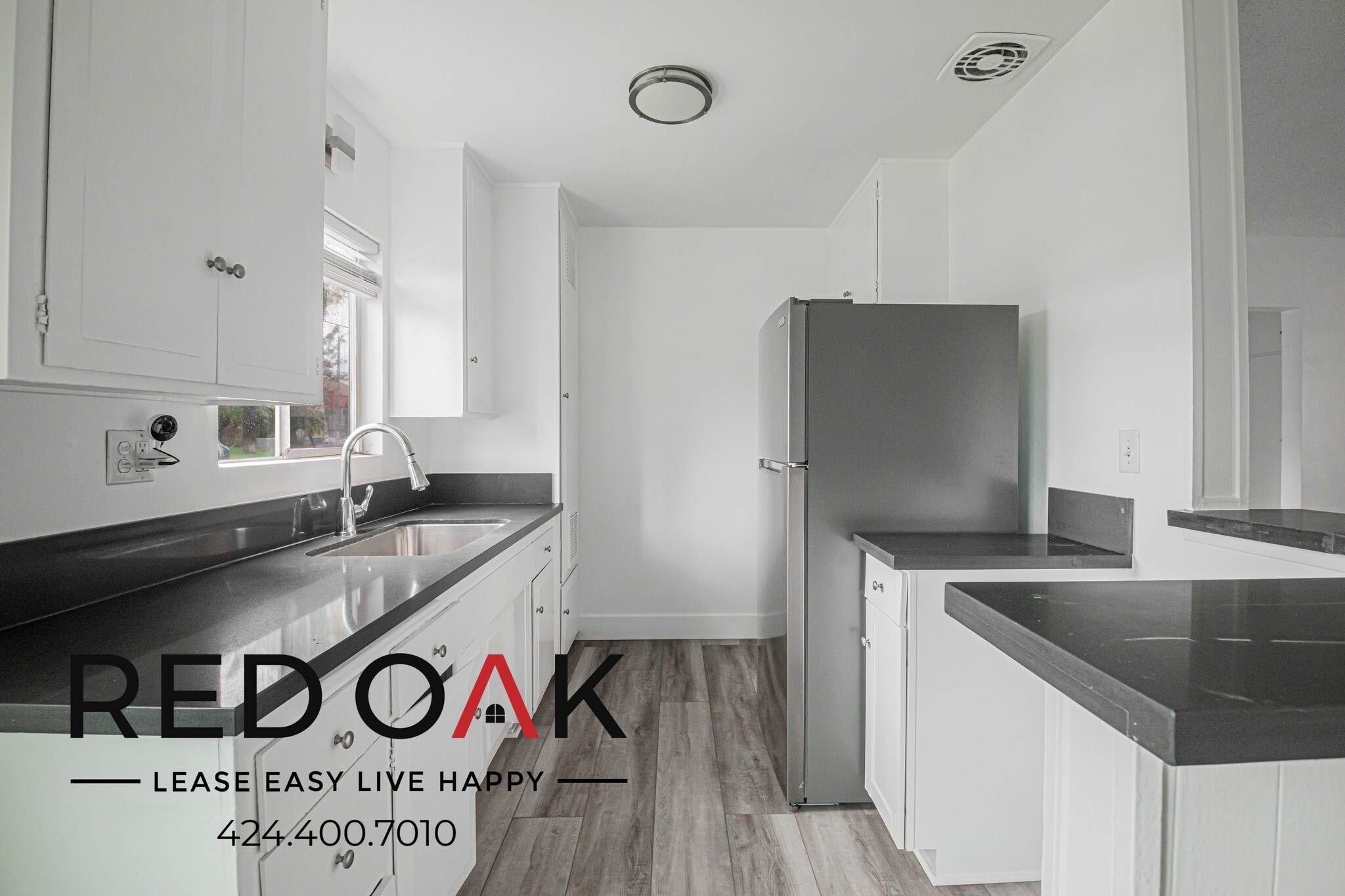 Building Photo - 630 N Cerritos Ave