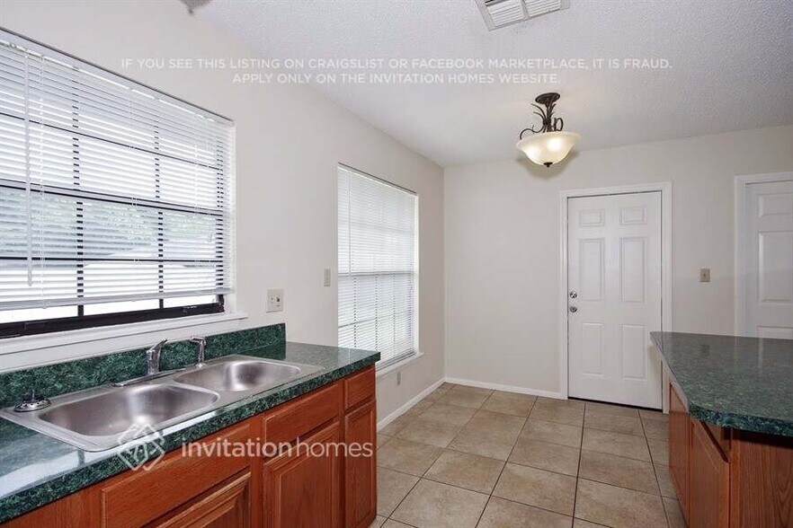 Building Photo - 842 Lighthouse Cove