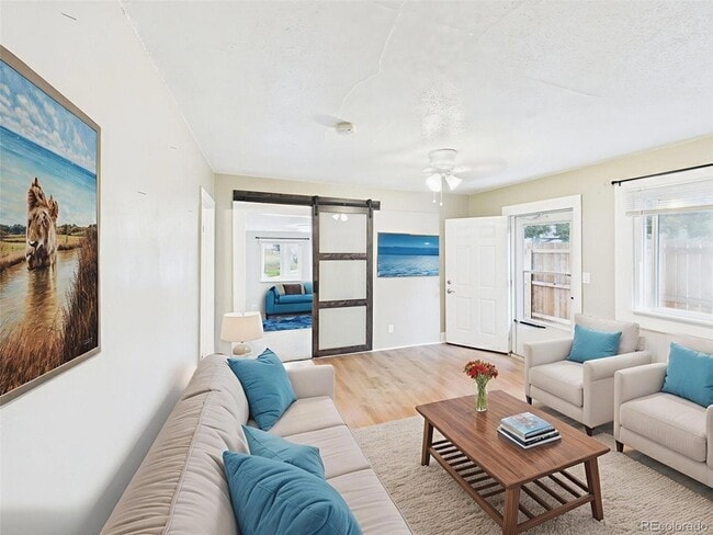 Building Photo - 404 S Race St