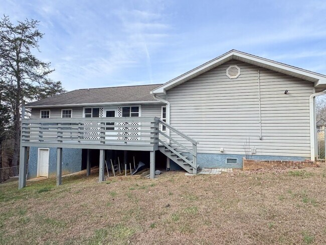 Building Photo - Beautiful!!!! Move in Ready!