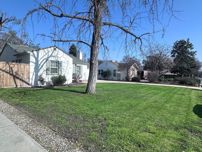 Building Photo - Charming home located in Beverly Glenn coming soon!