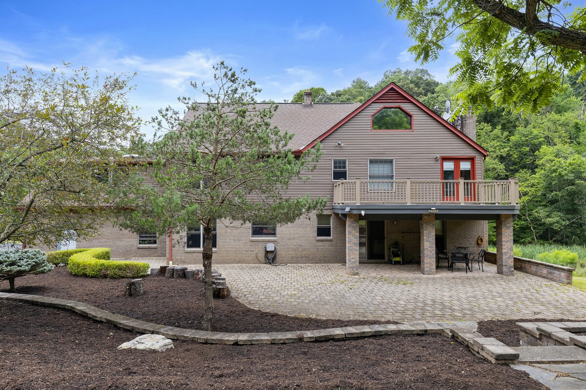 Building Photo - 5150 Mamont Rd