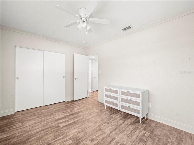 Building Photo - 2200 Capri Dr