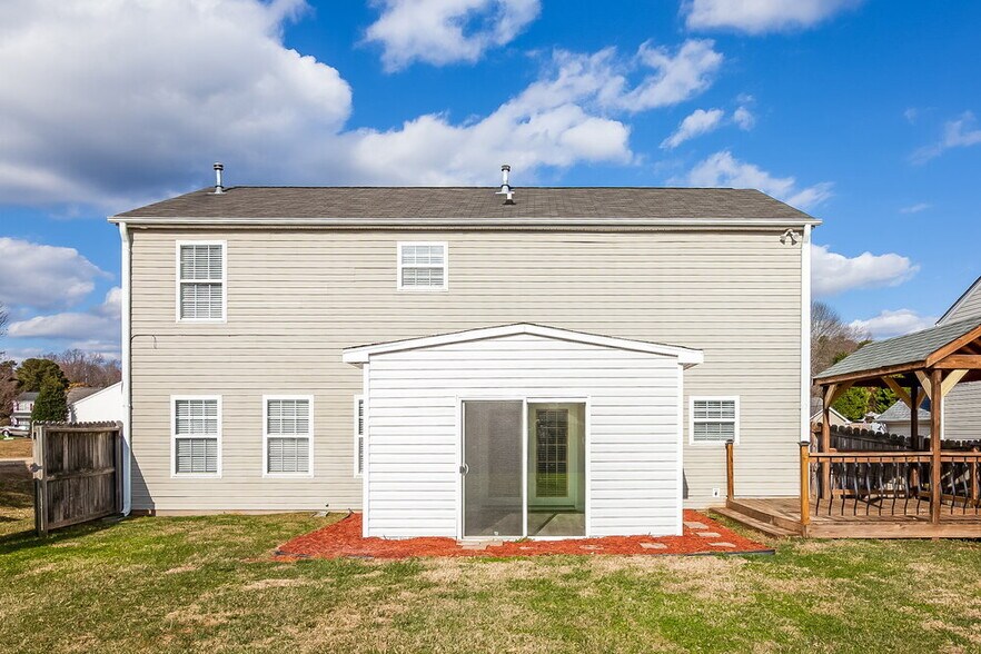 Building Photo - 6021 Pennycross Ln