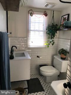 Building Photo - 2242 Washington Ave