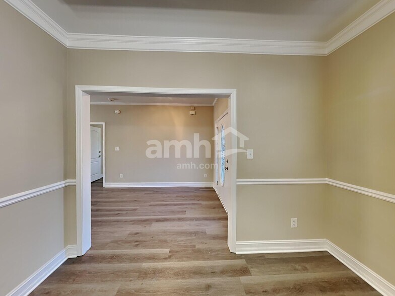 Building Photo - 153 Brookhaven Ln