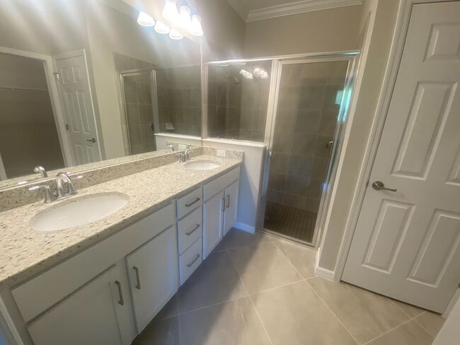 Building Photo - 15220 Cortona Wy