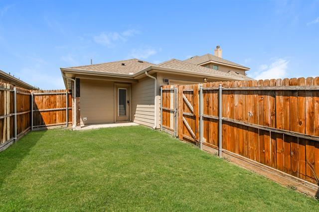 Building Photo - 1321 Honeywood Ln