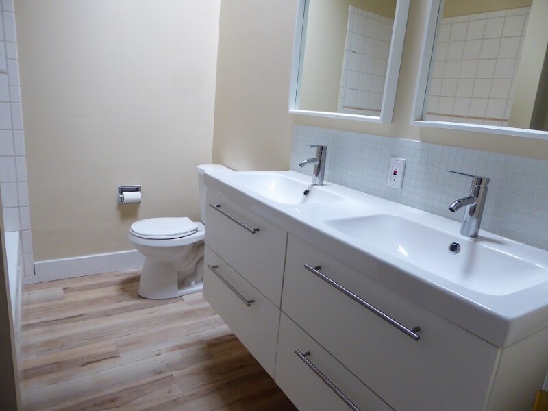 Building Photo - 2933 Carmel St