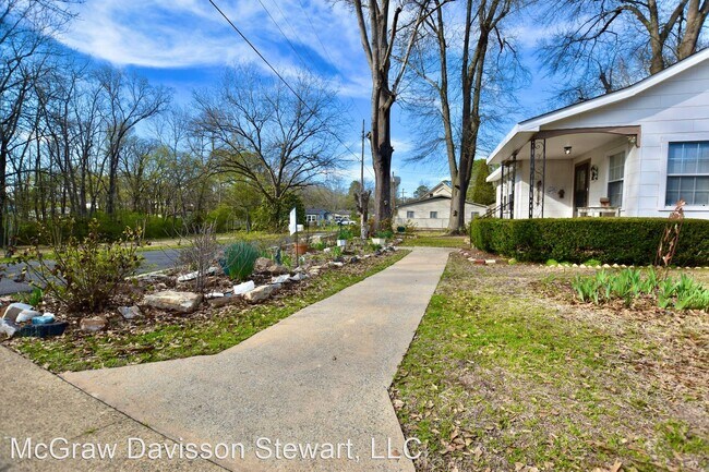 Primary Photo - 2 br, 1 bath House - 1623 Texas St.