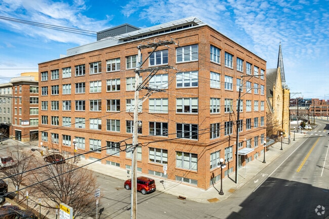 Building Photo - Ninth Street Lofts