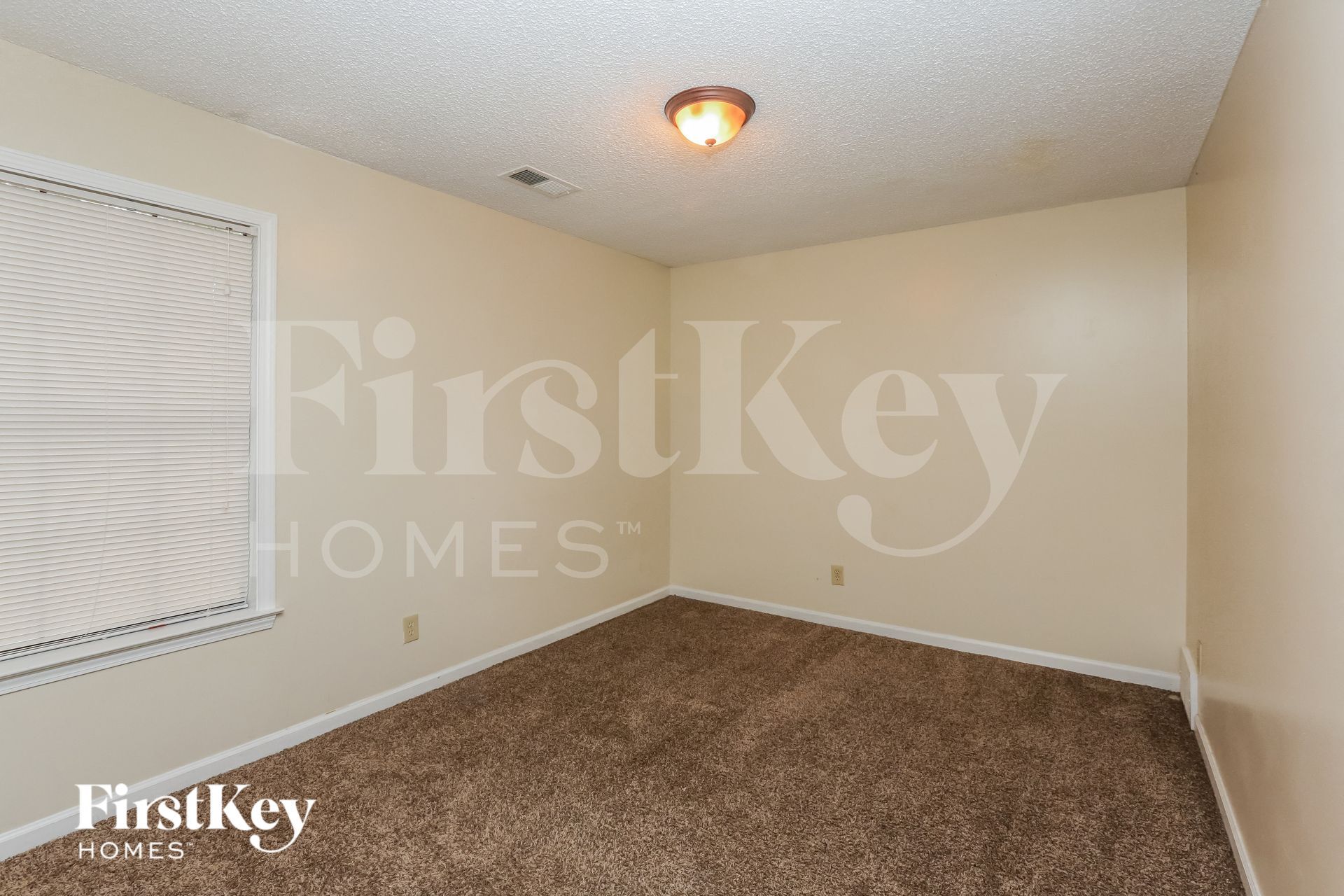 Building Photo - 3697 Beckman Dr