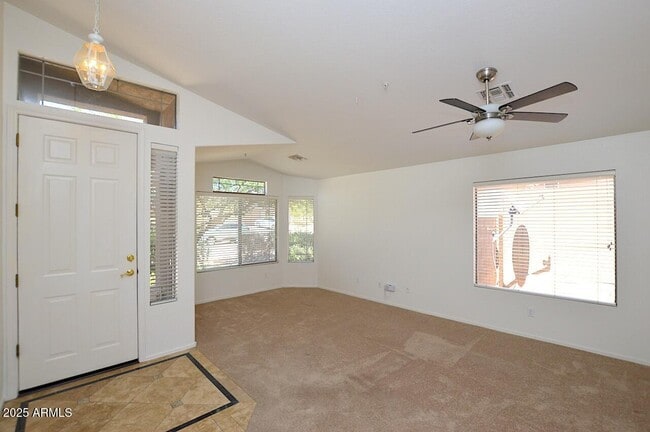 Building Photo - 10253 E Penstamin Dr